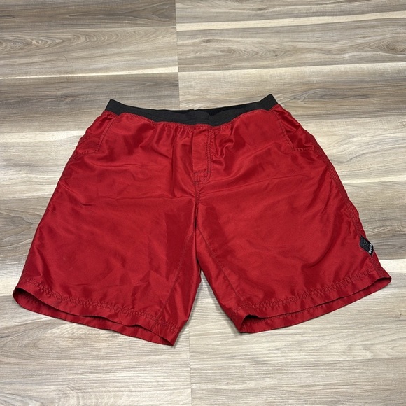 🏴 Prana Red Shorts size XL - Picture 2 of 9